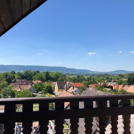 Pupos Apartman Szigliget Exterior foto