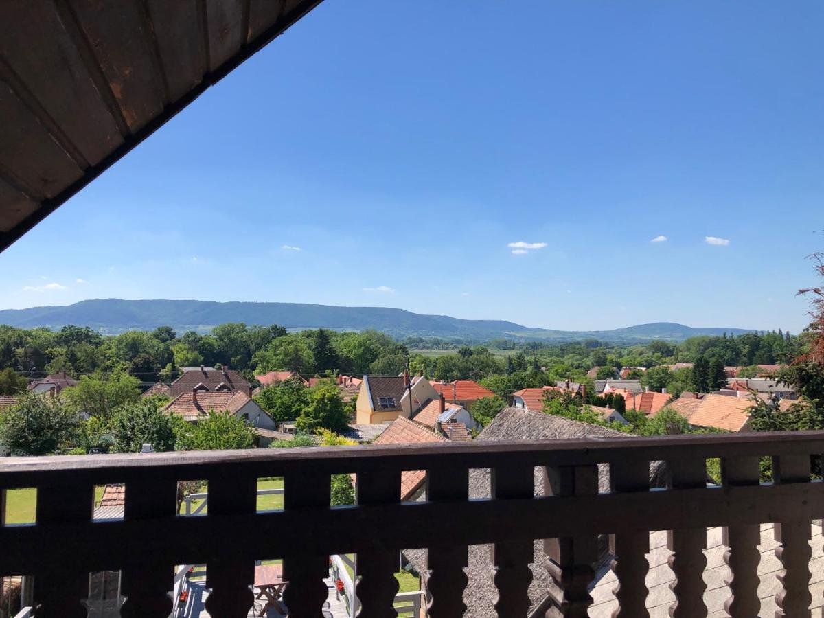 Pupos Apartman Szigliget Exterior foto