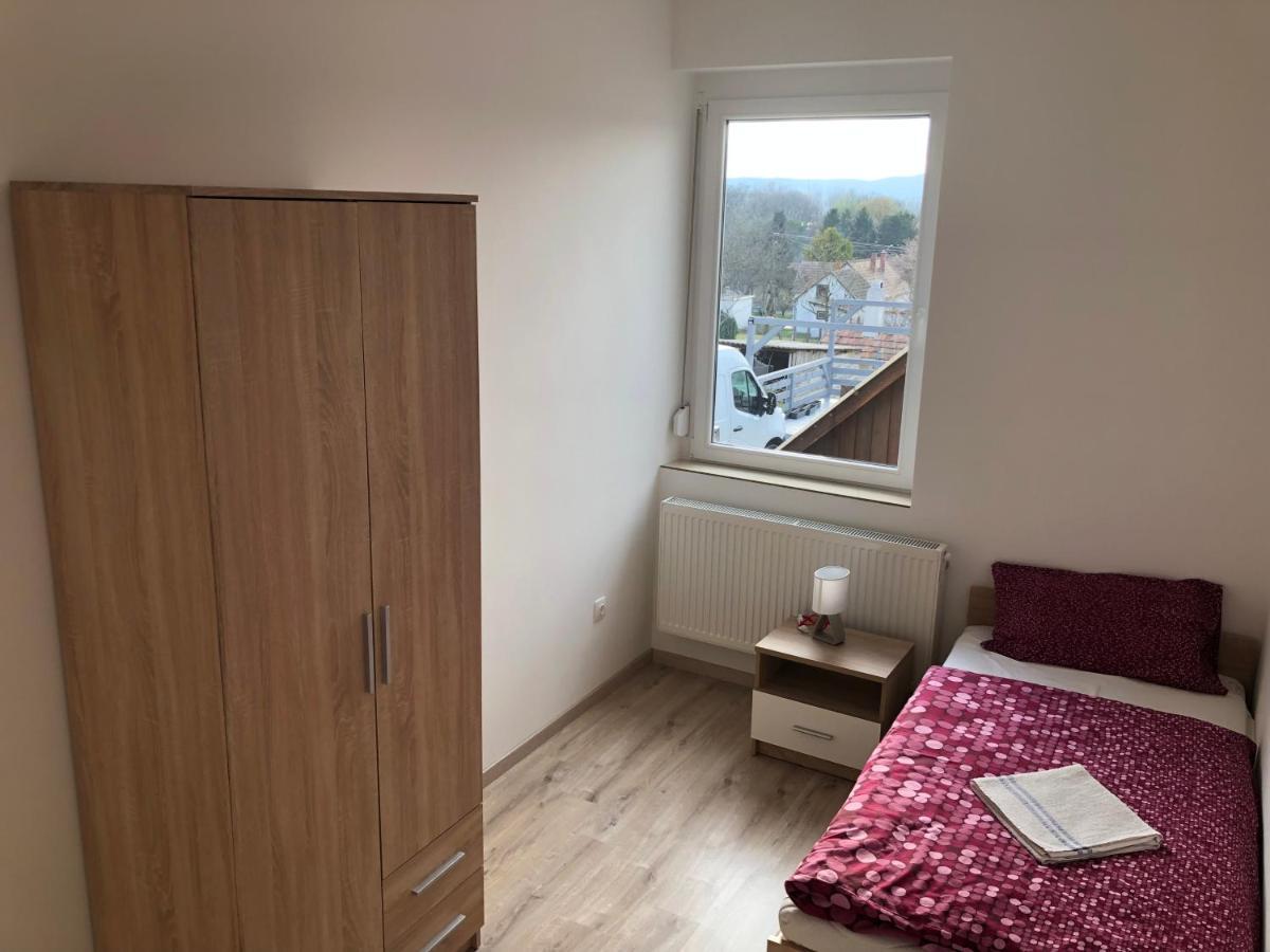 Pupos Apartman Szigliget Exterior foto